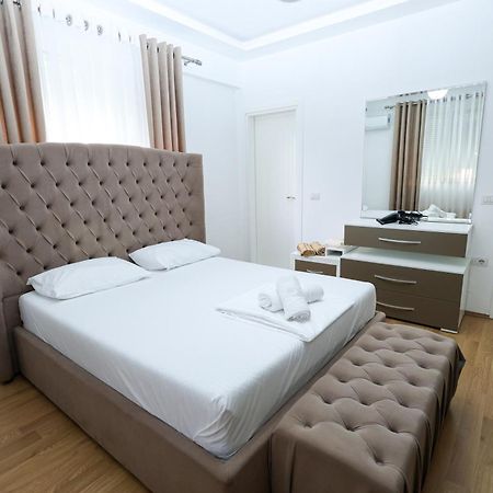 Romina Apartment Berat Eksteriør bilde